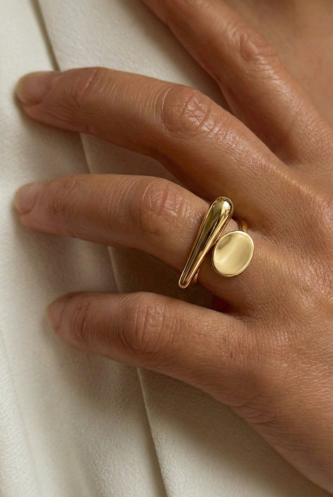 LIV ring