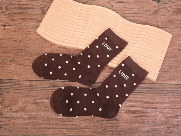 LOVE dot socks