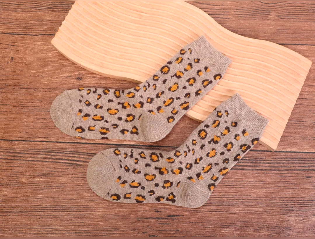 COSY LEO socks