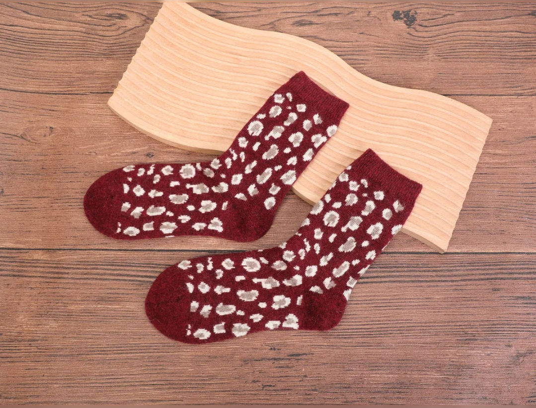 COSY LEO socks